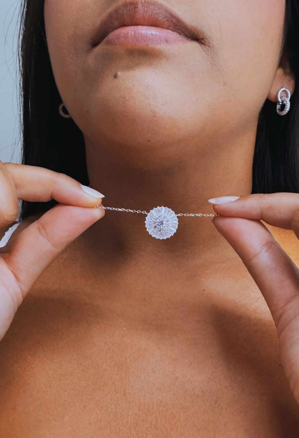 Colar de Pingente Luxuoso Cravejado com Zircônia -Prata 925