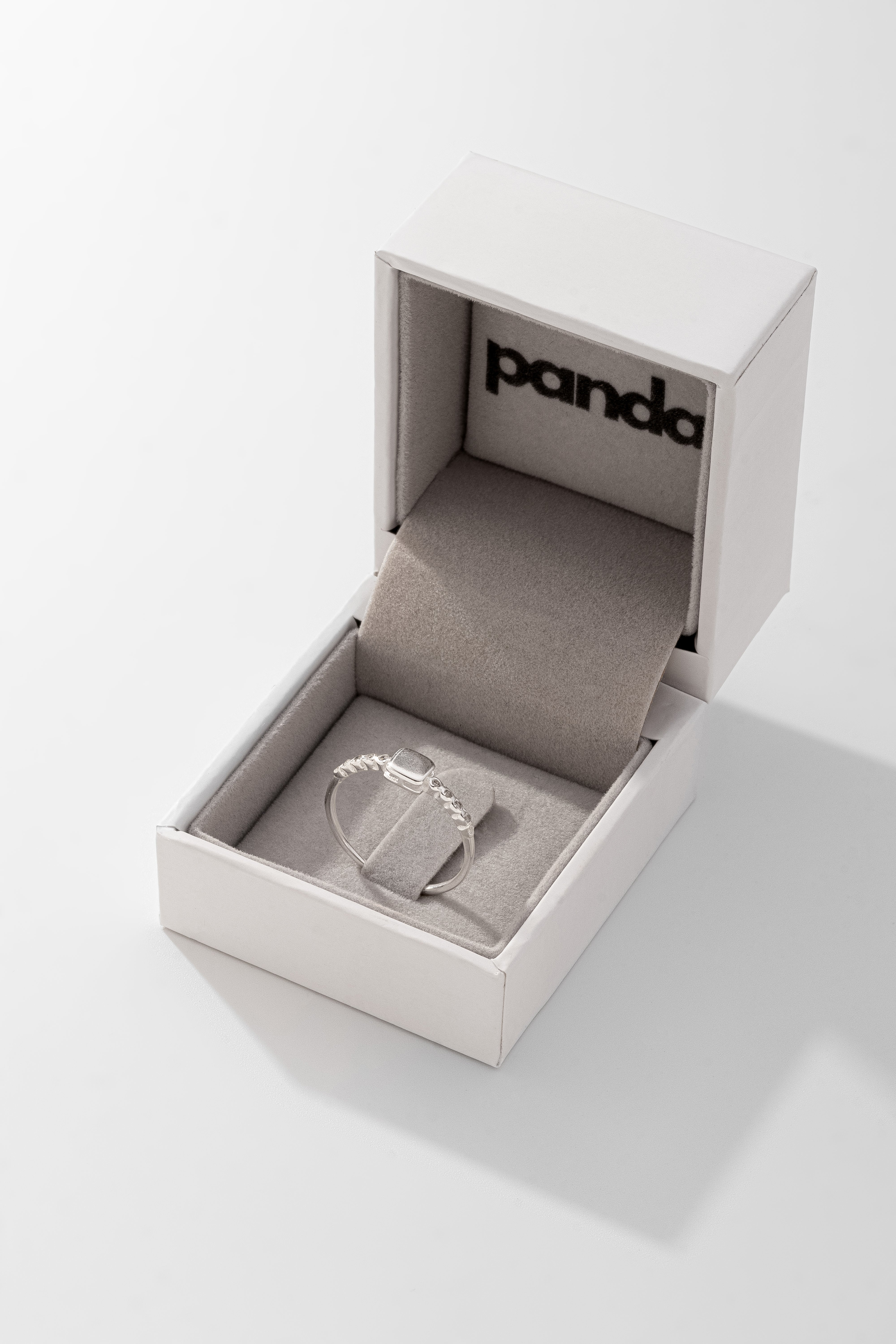 Anel Solitário Geométrico - Prata 925