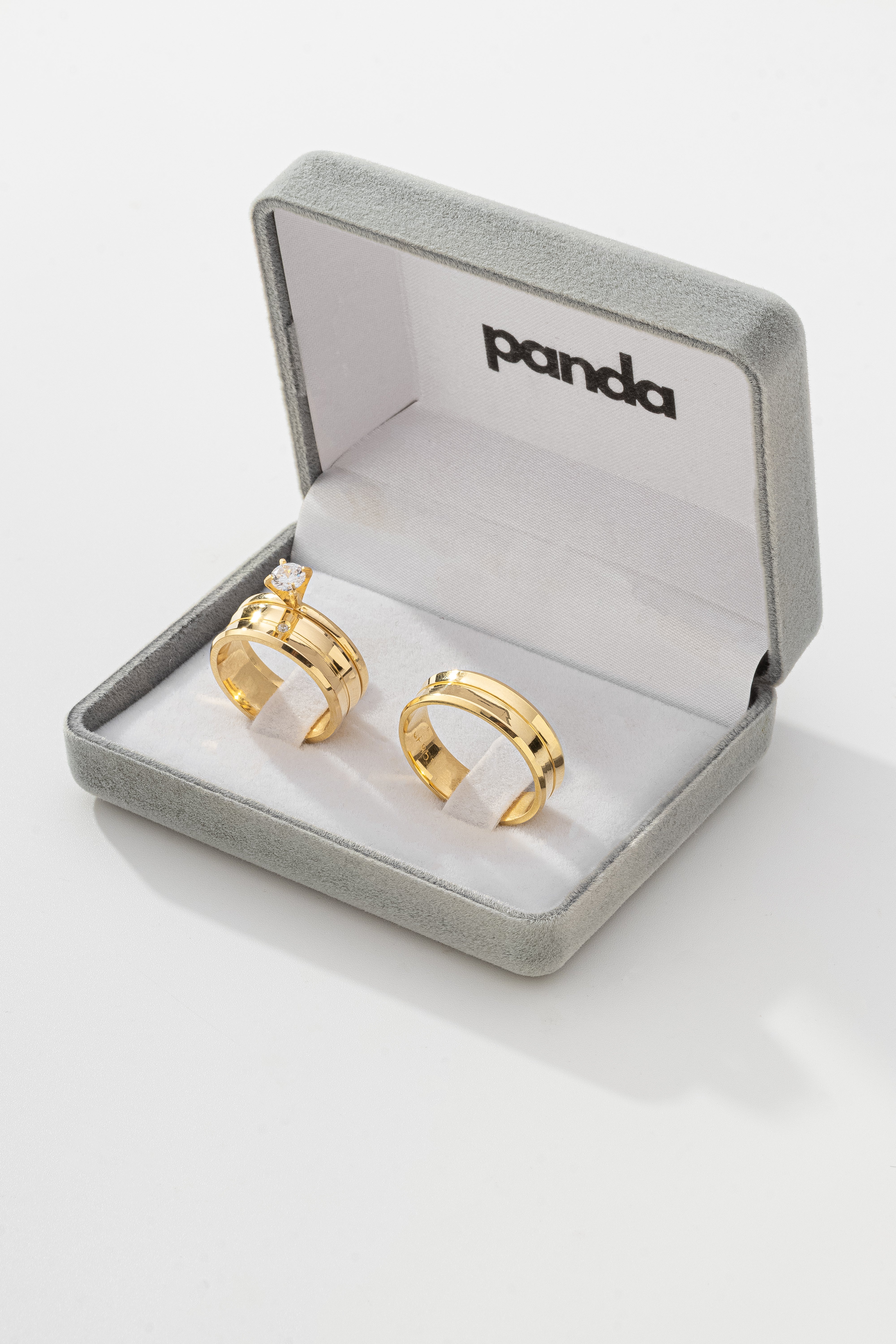 Conjunto Alianças Banhada Ouro 18K 6mm - San Diego