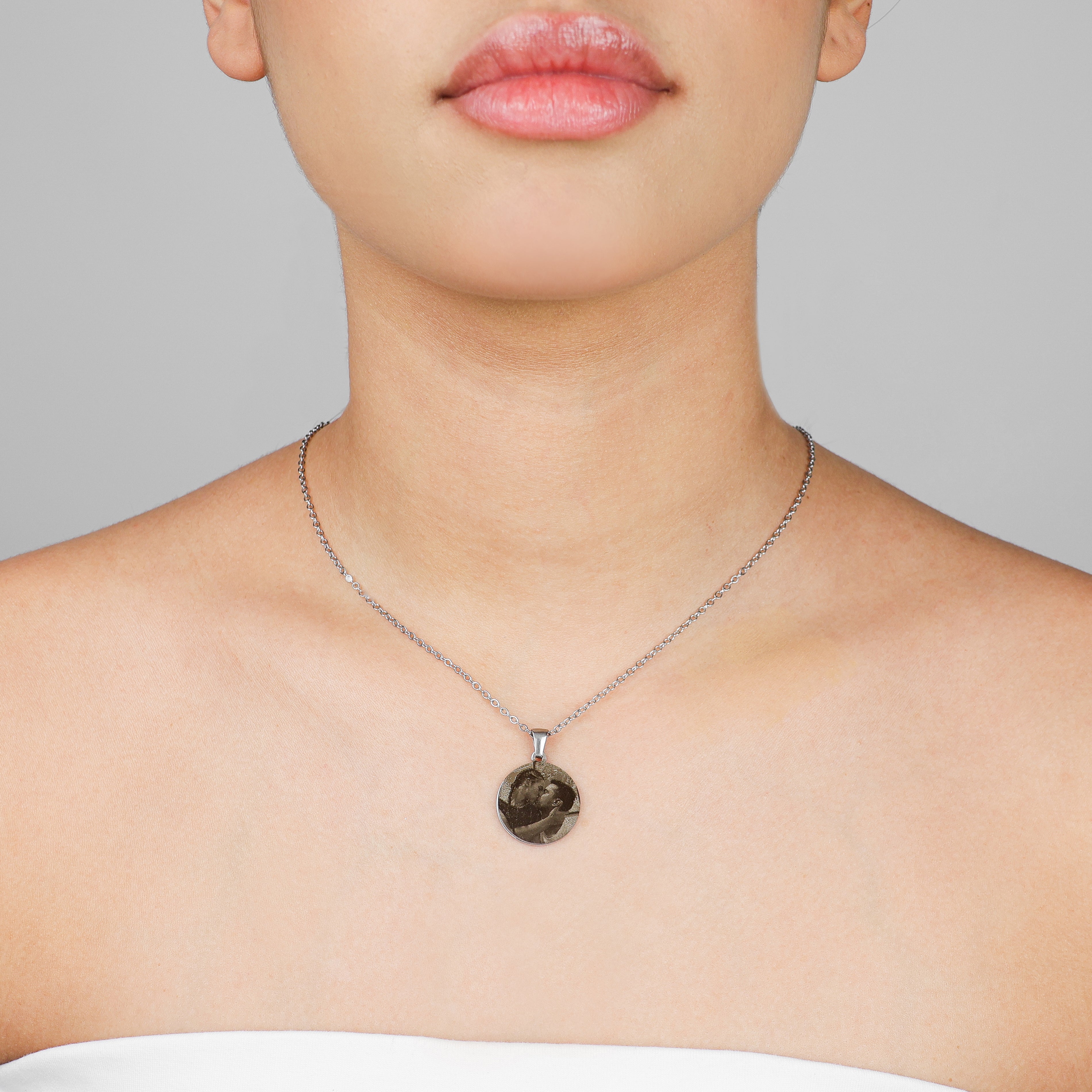 Corrente com fotogravação personalizada