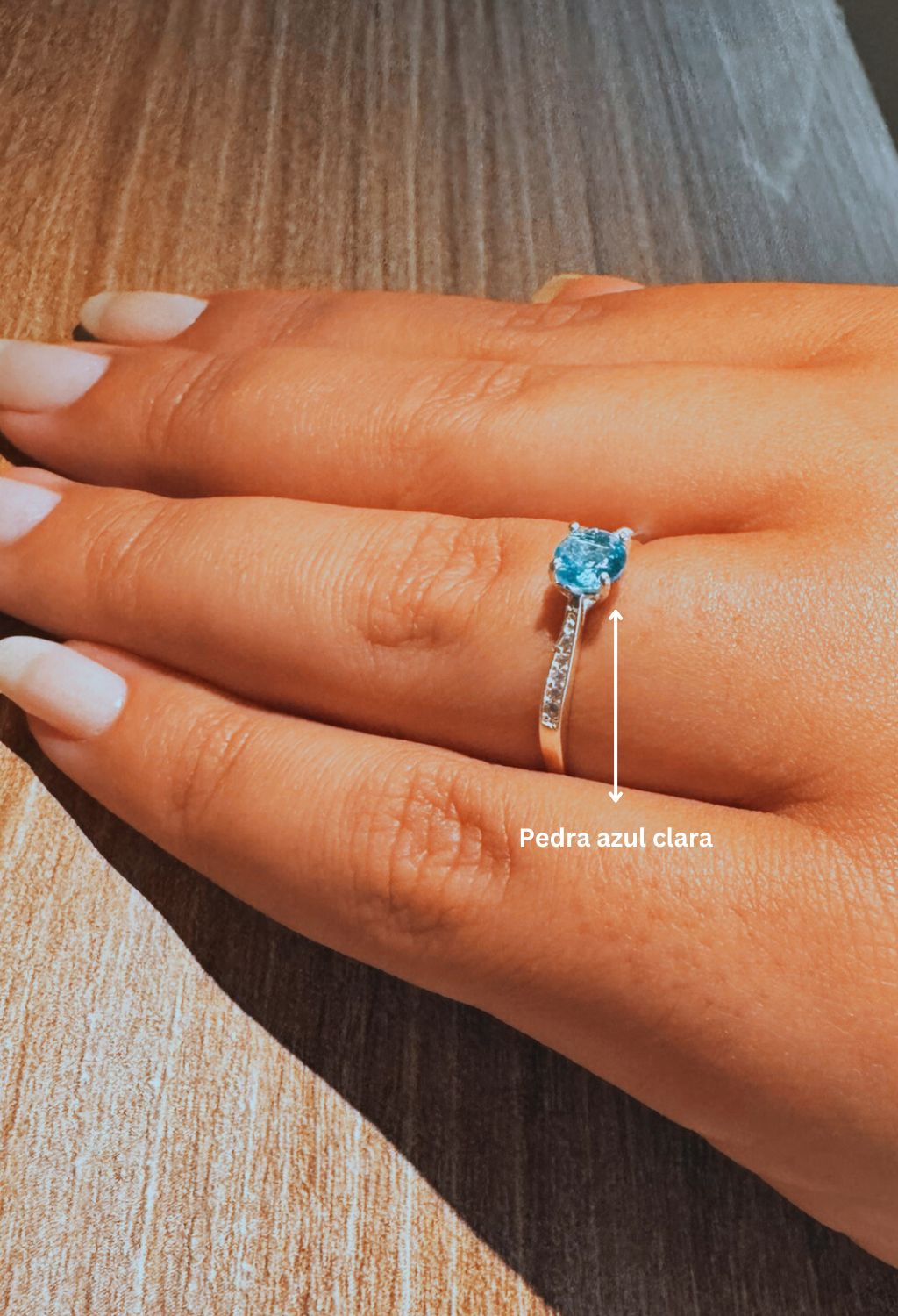 Anel Solitário Cravejado Azul Sofia