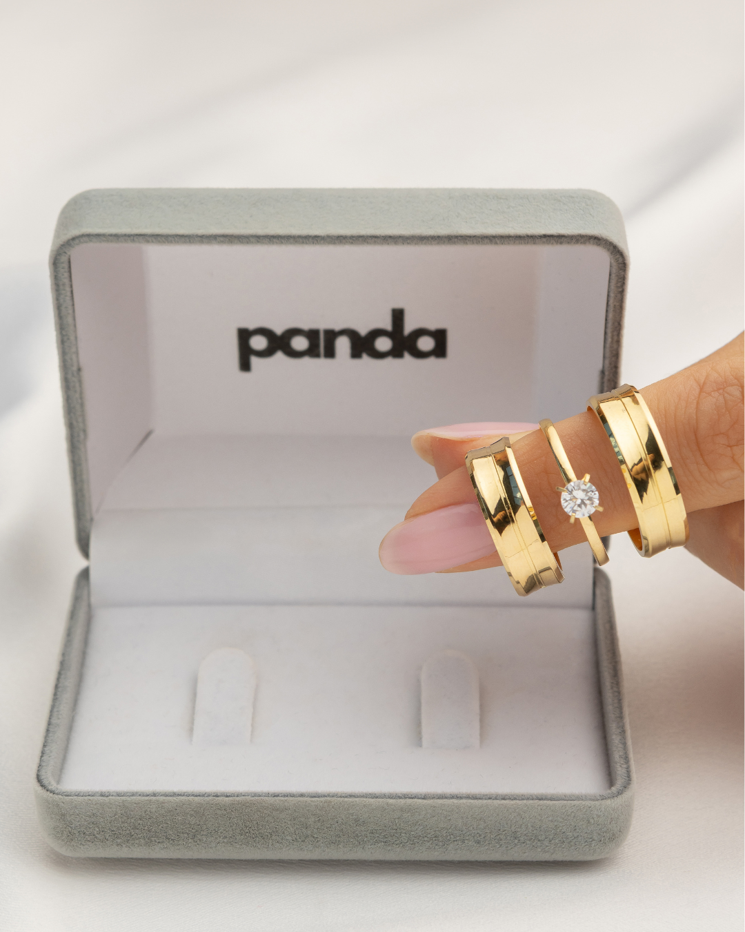 Conjunto Alianças Banhada Ouro 18K 6mm - San Diego