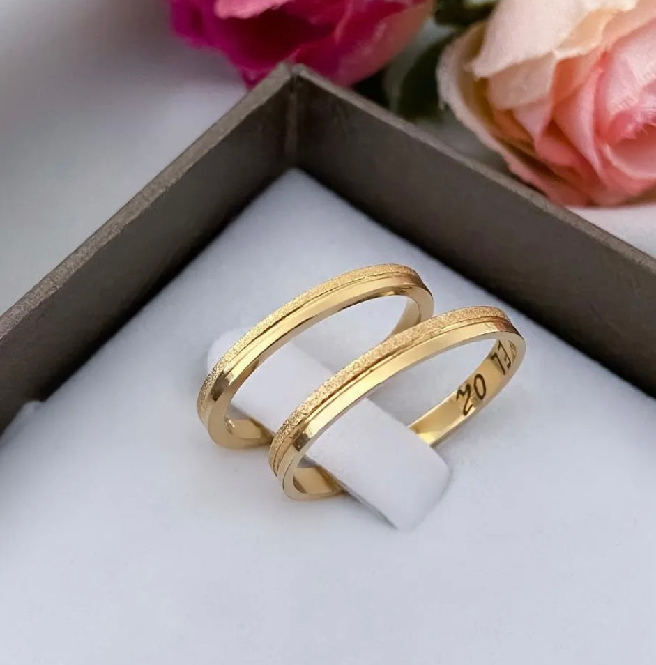 Conjunto Alianças Banhada - Ouro 18K 3mm