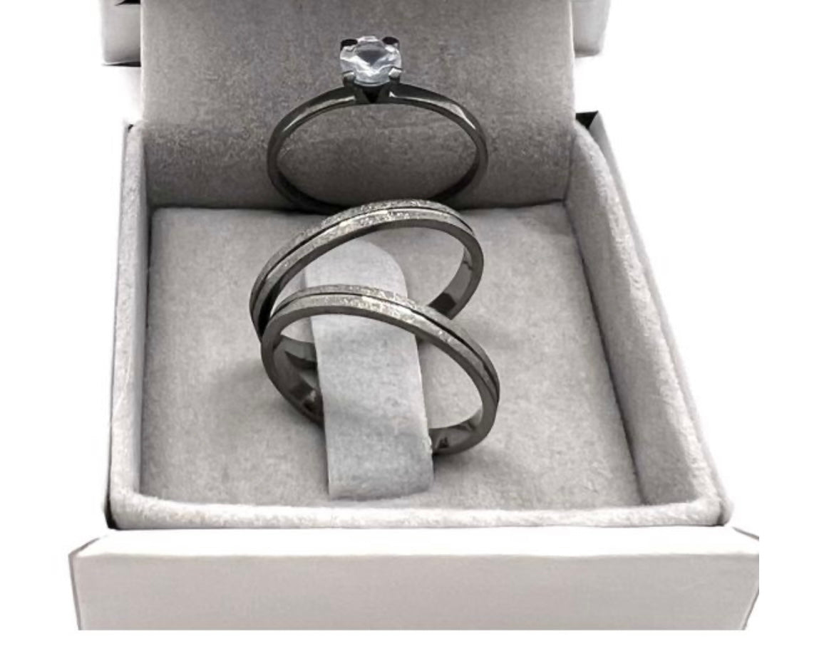 Par de alianças com banho de ródio negro - 2mm